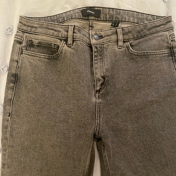 Theory Black Light Wash Jeans - Picture 4 of 5